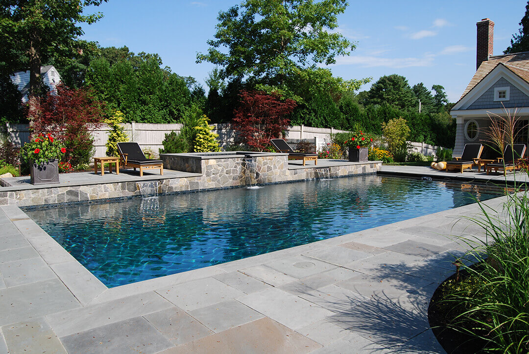 building a gunite pool